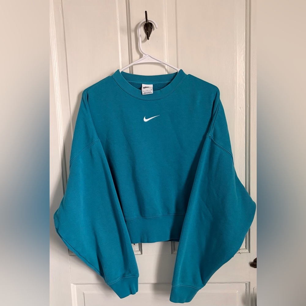 Nike Teal Oversized Cropped Crewneck